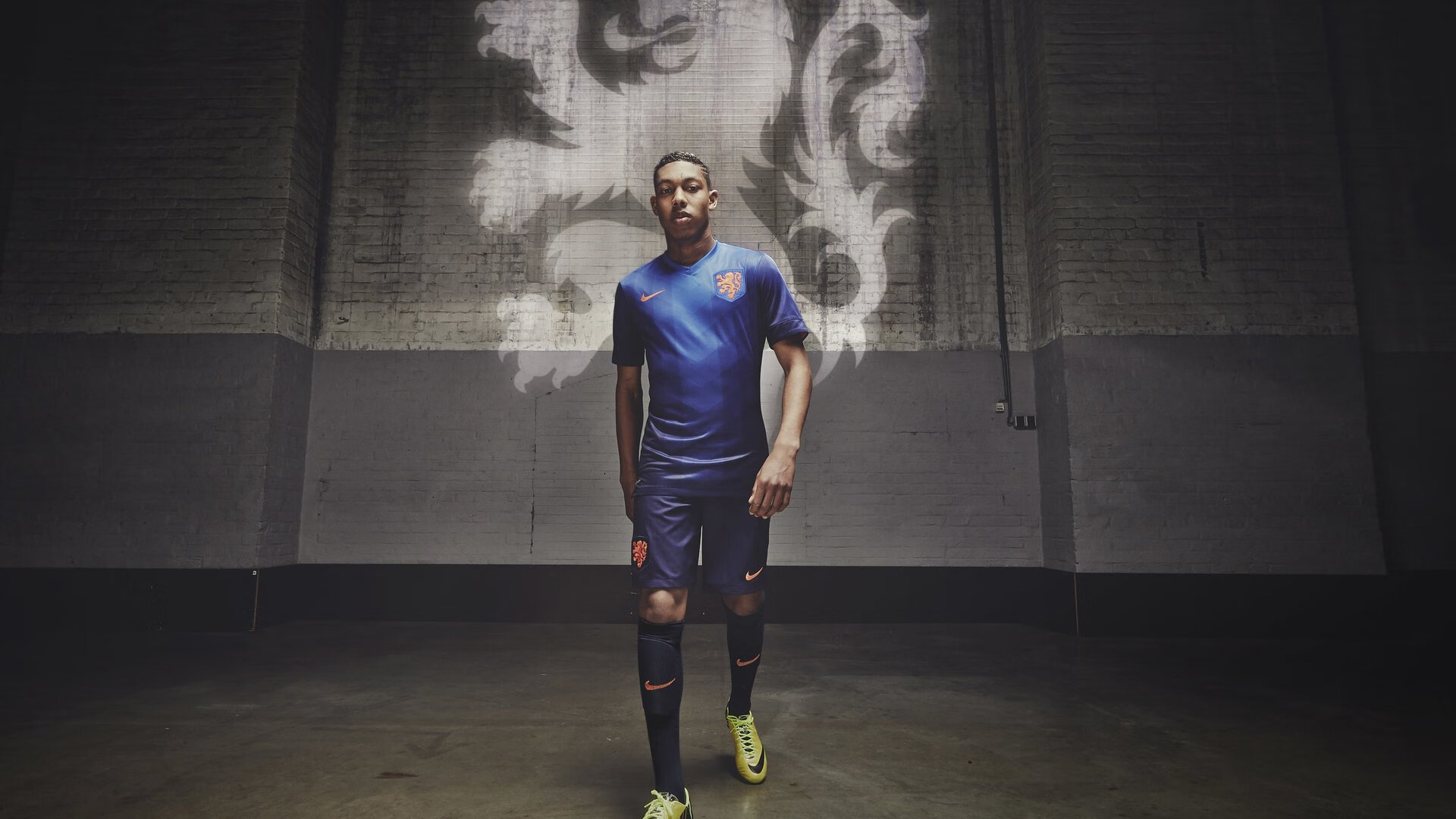 荷兰队在国际比赛中延续佳绩，晋级在望